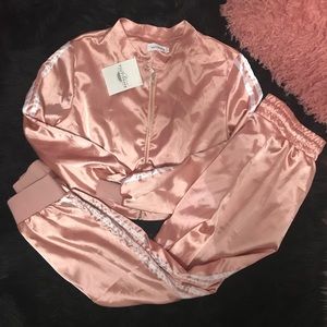 Pink silk tracksuit💗NWT🏷 (new with tags)